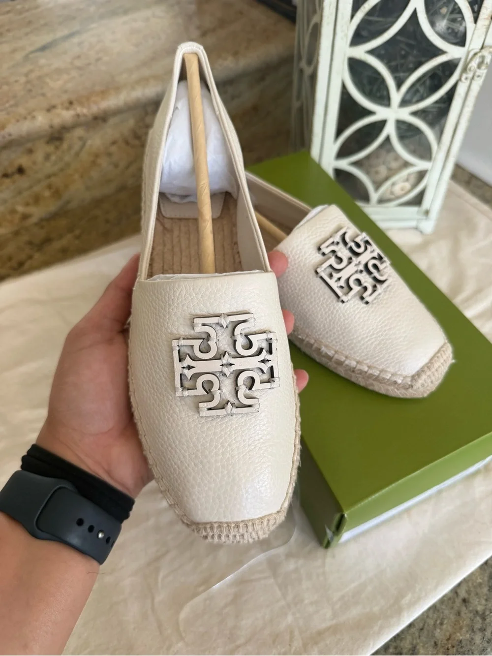 New Tory Burch CUT-OUT LOGO LEATHER ESPADRILLE PEBBLE BEACH